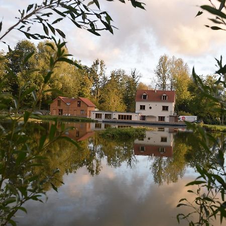La Cascade Bed and Breakfast Estrée-Wamin Esterno foto